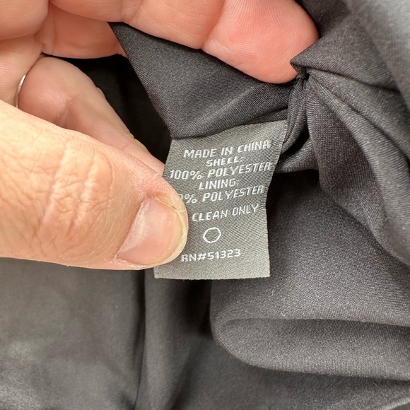 VINCE CAMUTO PLEATED midi length quiet luxury classic trendy side zip skirt 12P - Picture 4 of 7